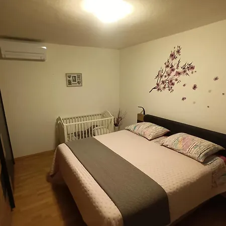 Apartment Anita Zadar